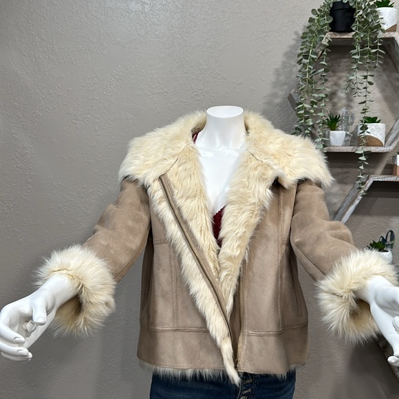 Ann Taylor Beige Shearling Jacket Large Petite New With Tags - Picture 4 of 10